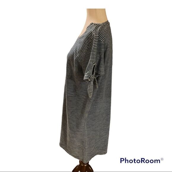 Jane and Delancey Striped Dress - Picture 7 of 9